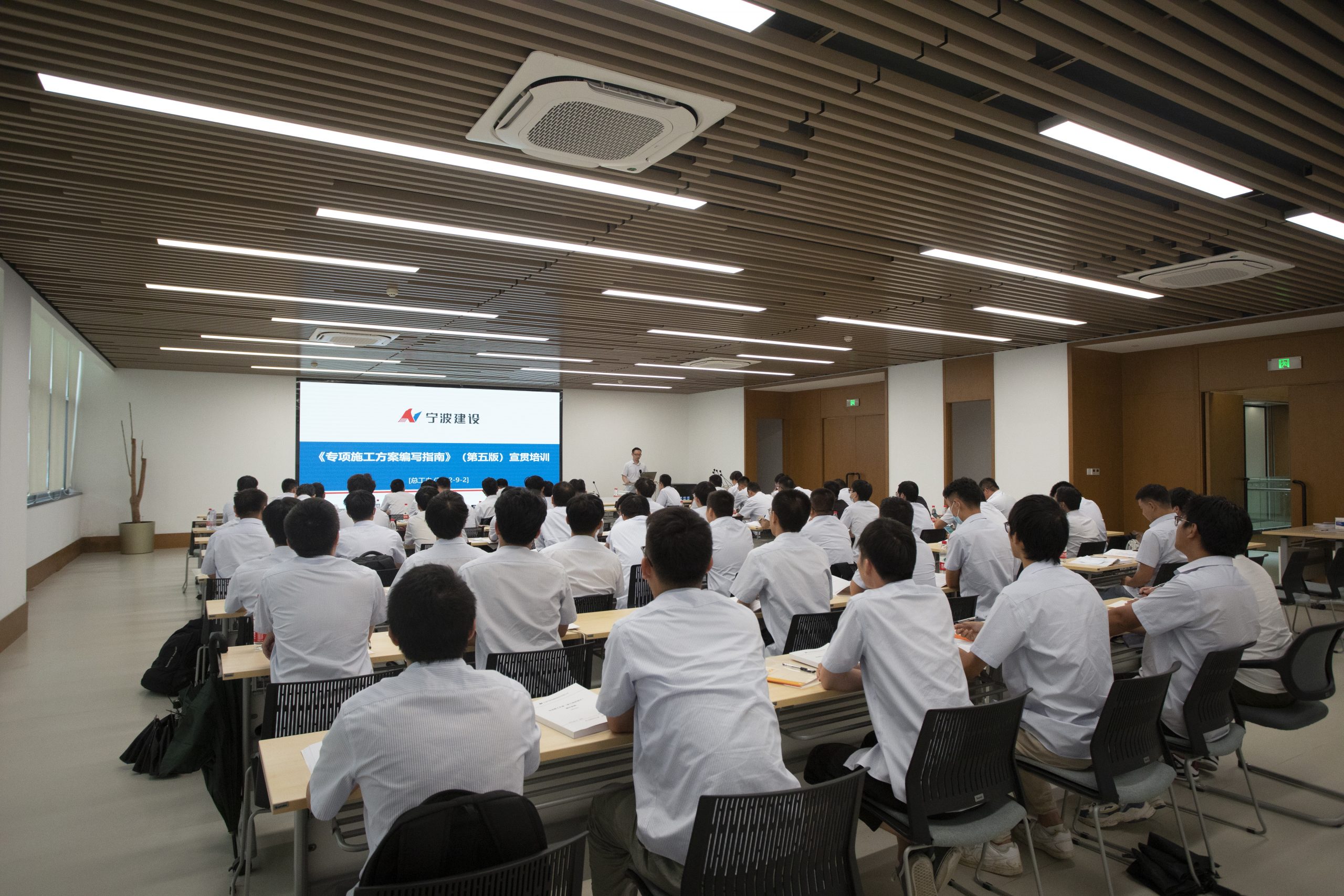 香港全年正版免费资料大全