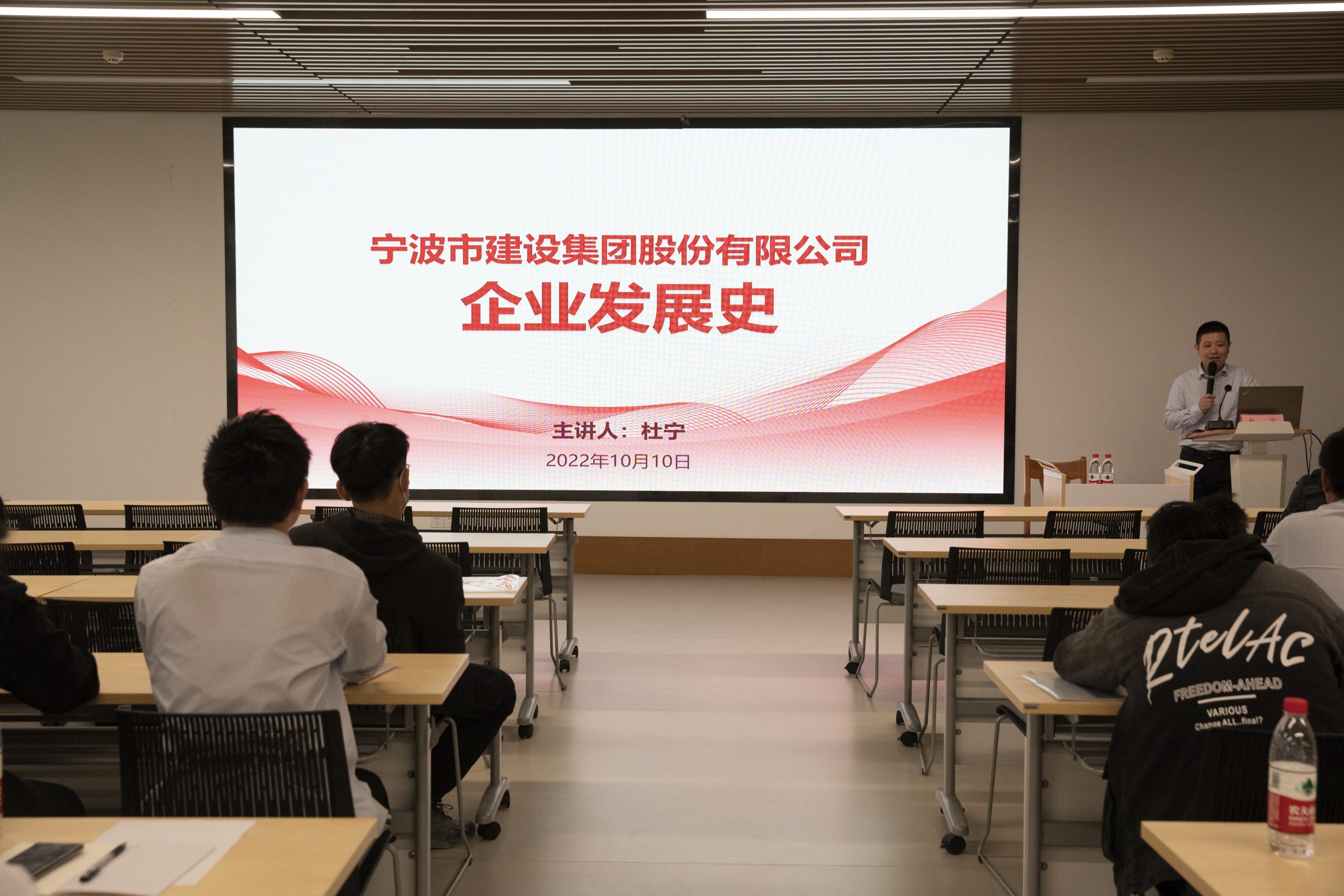 香港全年正版免费资料大全