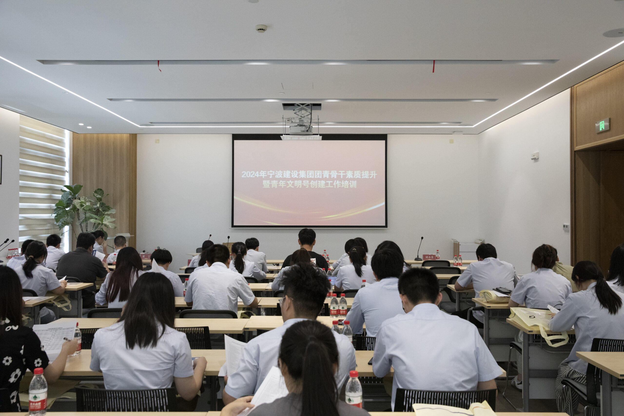 香港全年正版免费资料大全