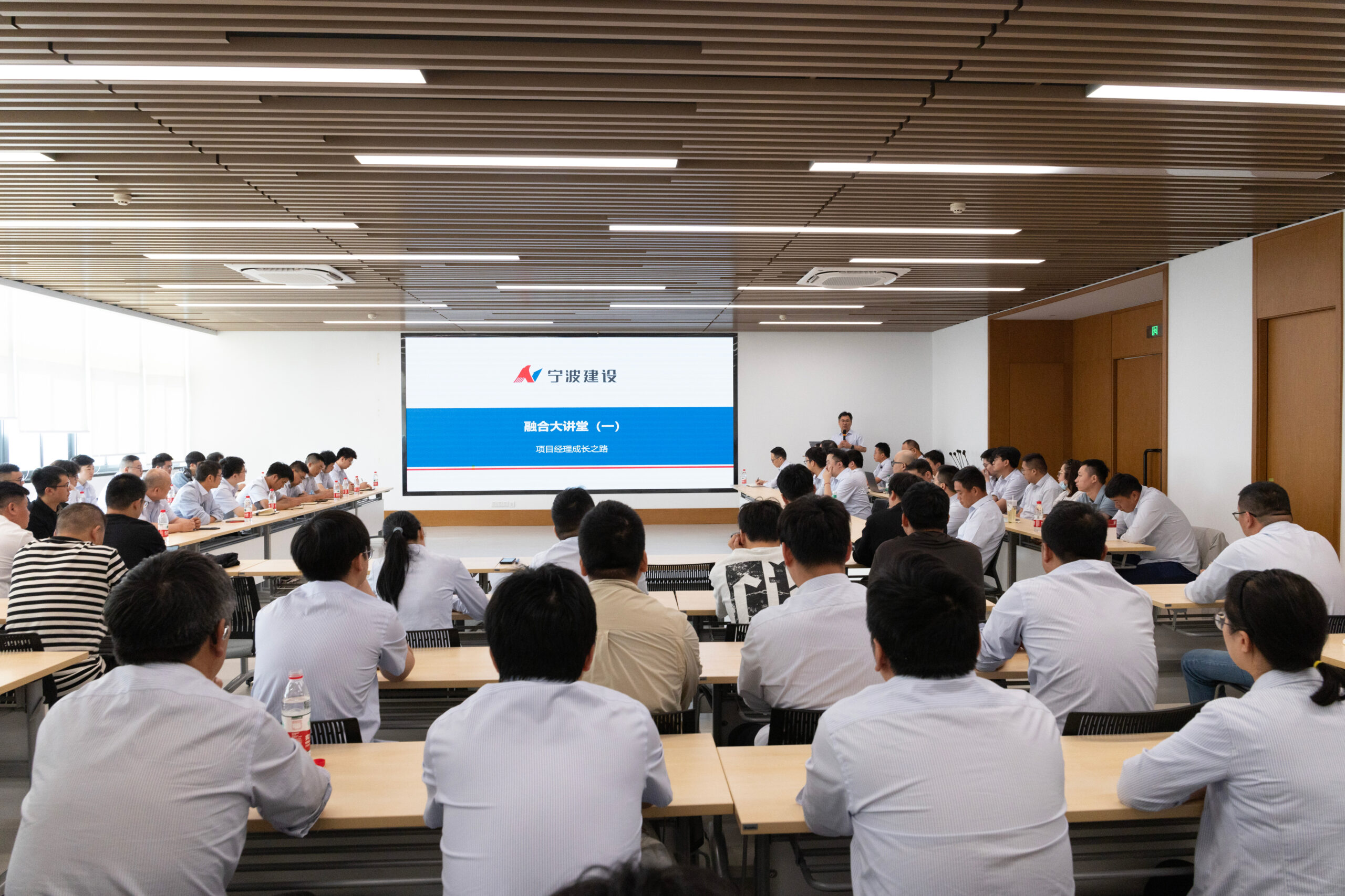 香港全年正版免费资料大全